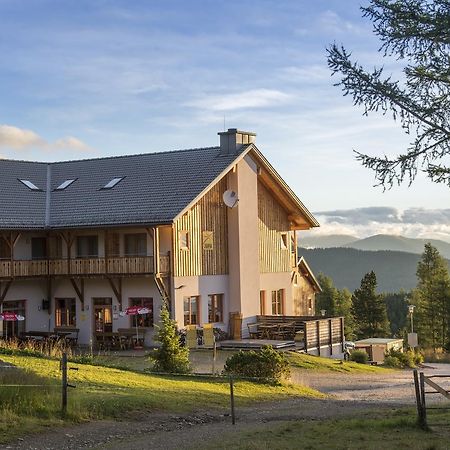JUFA Hotel Nockberge Hochrindl Exterior foto