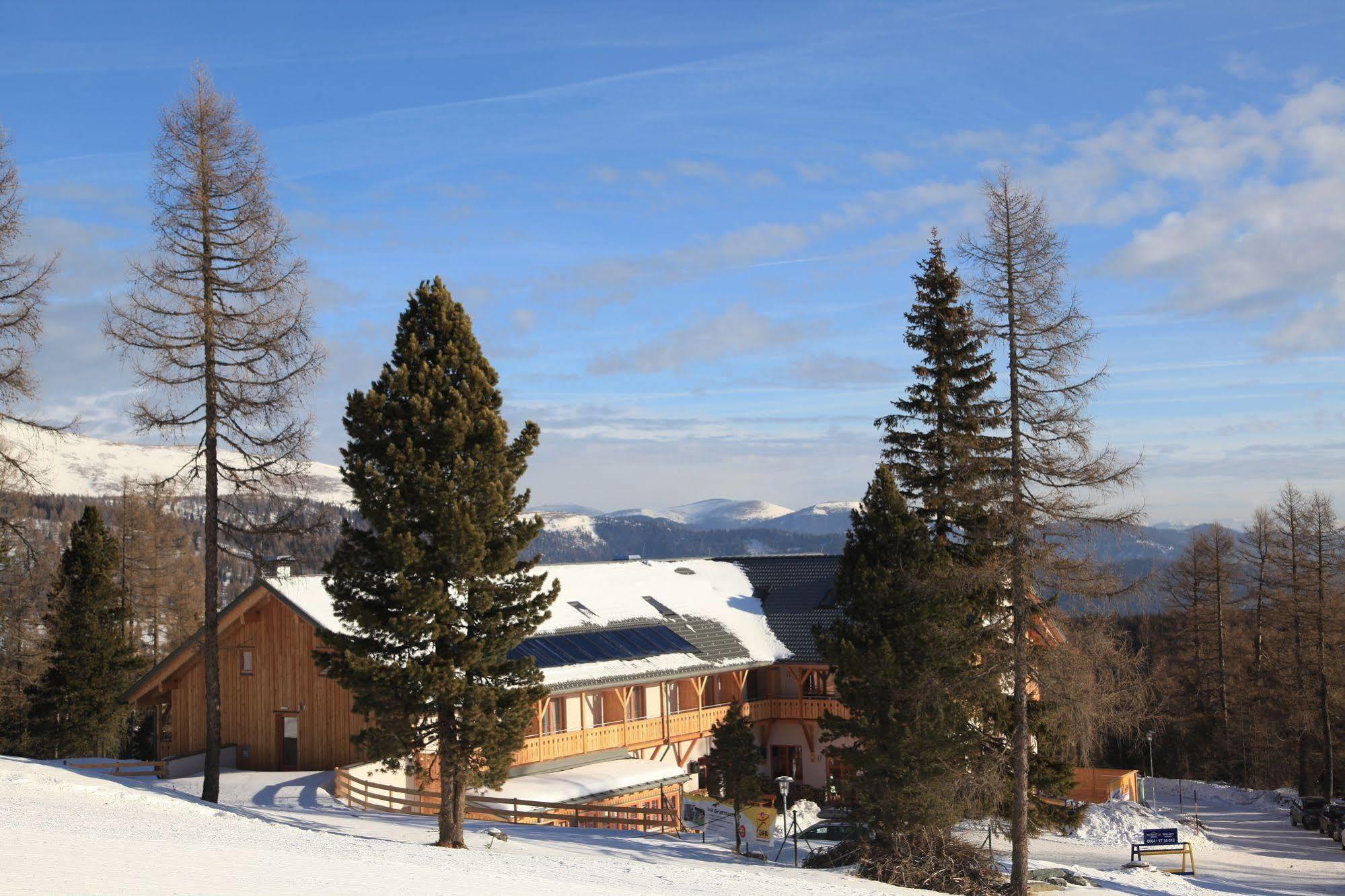 JUFA Hotel Nockberge Hochrindl Exterior foto